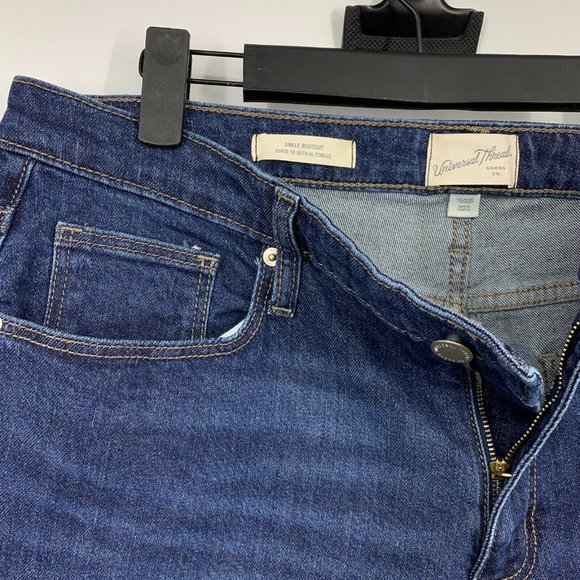 Universal Thread Jeans Bootcut Ankle Crop Raw Hem Dark Blue NWT - Picture 5 of 11